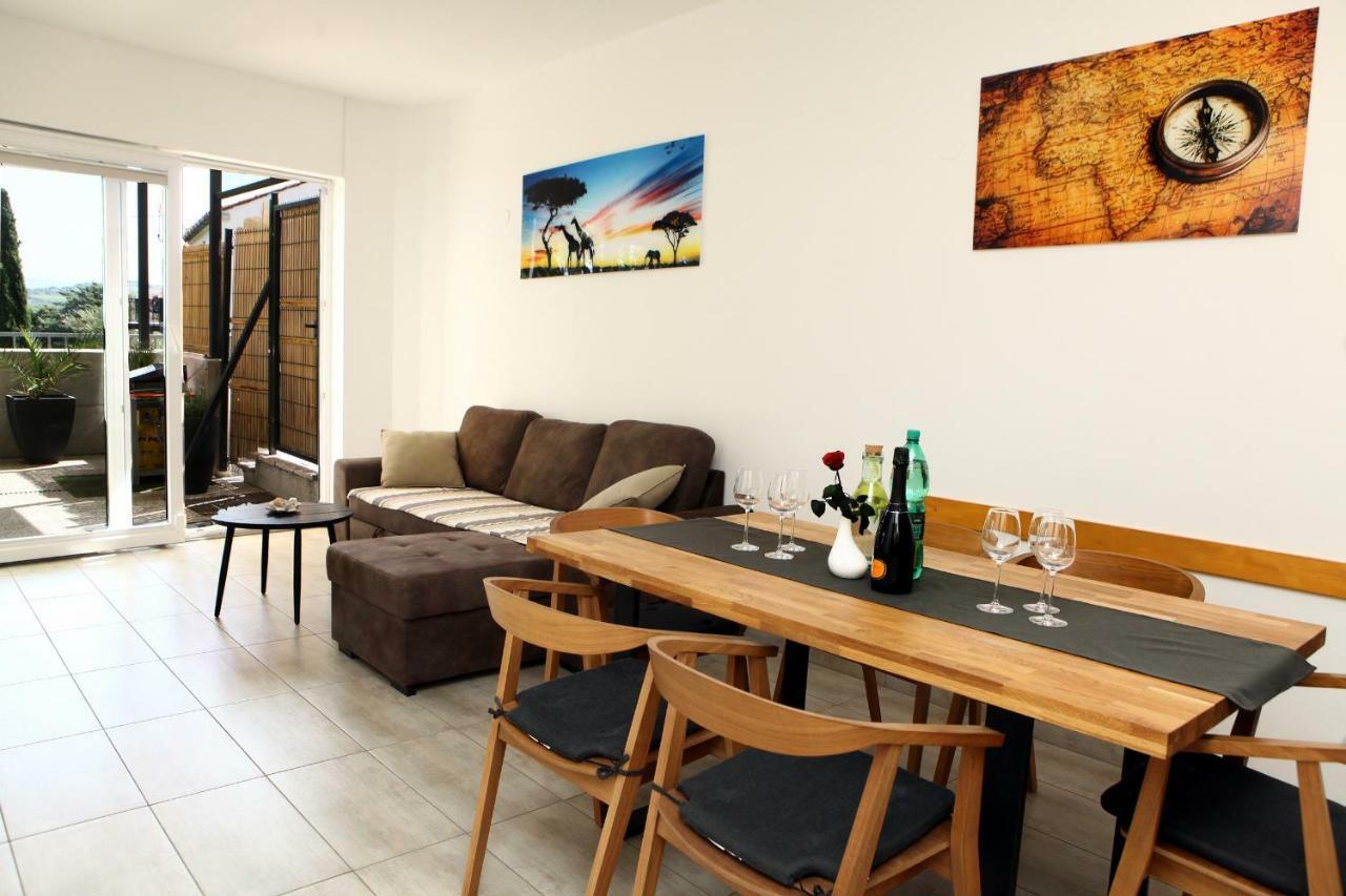 Trendy Apartment Izola Js Exteriör bild